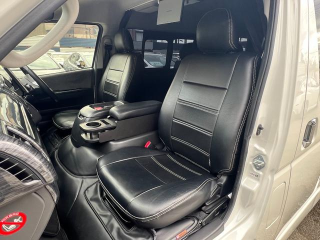 ハイエースワゴン ＧＬ　内装架装　ベッドキット　社外１８ＡＷ　オーバーフェンダー　ローダウン　社外テール　社外１１型ナビ　バックモニター　１０．２型後席モニター　ドラレコ付デジタルインナーミラー　ＥＴＣ　パワスラ社外レーダー（13枚目）