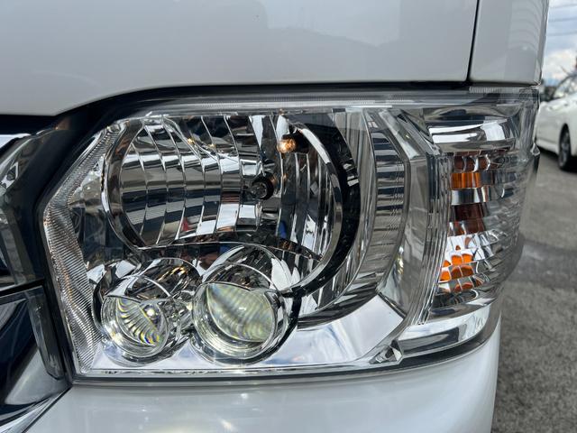 ハイエースワゴン ＧＬ　内装架装　ベッドキット　社外１８ＡＷ　オーバーフェンダー　ローダウン　社外テール　社外１１型ナビ　バックモニター　１０．２型後席モニター　ドラレコ付デジタルインナーミラー　ＥＴＣ　パワスラ社外レーダー（32枚目）