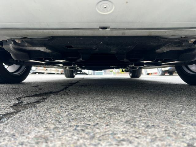 ハイエースワゴン ＧＬ　内装架装　ベッドキット　社外１８ＡＷ　オーバーフェンダー　ローダウン　社外テール　社外１１型ナビ　バックモニター　１０．２型後席モニター　ドラレコ付デジタルインナーミラー　ＥＴＣ　パワスラ社外レーダー（44枚目）