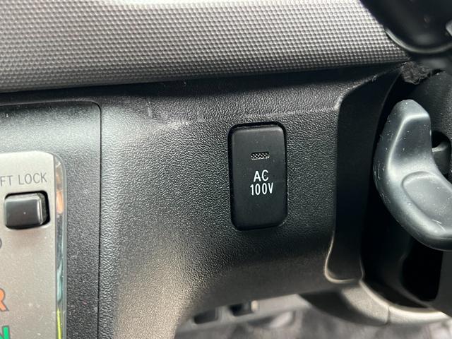 ハイエースワゴン 　ＧＬ　内装架装　ベッドキット　ローダウン　社外テール　社外メモリーナビ　バックモニター　シートカバー　ＬＥＤヘッドライトバルブ（46枚目）