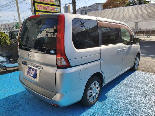 セレナ ２０Ｓ　ワンオーナー　実走行１万キロ台（11枚目）