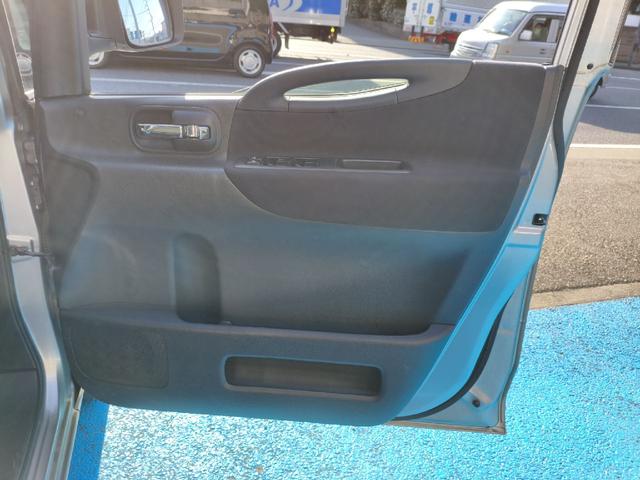 セレナ ２０Ｓ　ワンオーナー　実走行１万キロ台（38枚目）