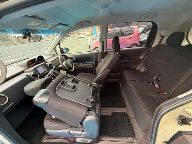 ポルテ Ｆ　プッシュスタート　ナビゲーション　地デジＴＶ　パワースライドドア　バックモニター　ステアリングリモコン　ＥＴＣ　ウィンカーミラー　ドライブレコーダ　コーナーセンサー　取説・保証書　実走行１万キロ台（8枚目）