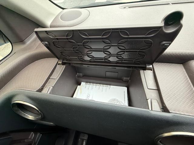 ポルテ Ｆ　プッシュスタート　ナビゲーション　地デジＴＶ　パワースライドドア　バックモニター　ステアリングリモコン　ＥＴＣ　ウィンカーミラー　ドライブレコーダ　コーナーセンサー　取説・保証書　実走行１万キロ台（49枚目）