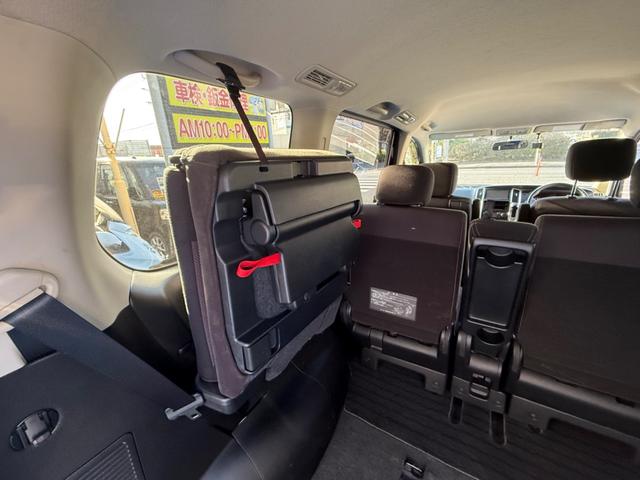 セレナ ハイウェイスター Vセレクション ワンオーナー スマートキー 両側パワースライドドア ウィンカーミラー(21枚目)