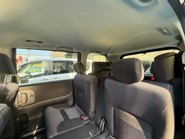 セレナ ハイウェイスター Vセレクション ワンオーナー スマートキー 両側パワースライドドア ウィンカーミラー(24枚目)