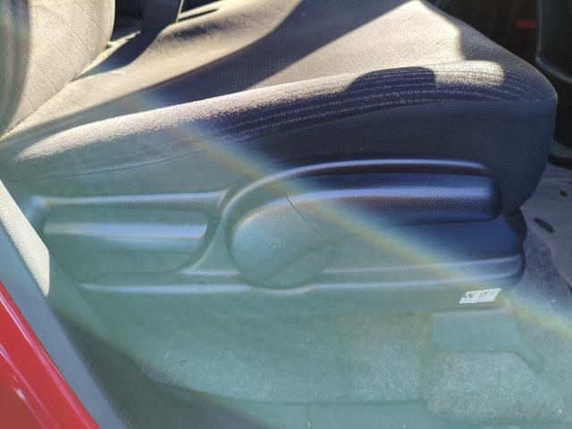 Ｎ－ＯＮＥ プレミアム・Ｌパッケージ　プッシュスタート　ツートンカラースタイル　アルミ　フォグランプ　車検８年１１月　取説　保証書　実走行４万キロ台（26枚目）