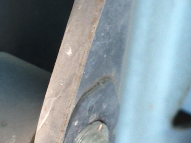 在庫は常時１００台以上！ご希望の一台が見つかるよう、しっかりサポートします。