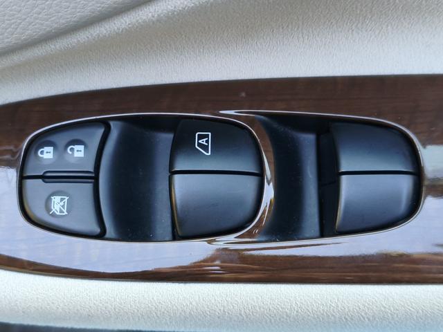 セレナ ２０Ｇ　Ｓ－ハイブリッド　プッシュスタート　両側パワースライドドア　ナビゲーション　地デジＴＶ　バックモニター　後席フリップダウンモニター（22枚目）