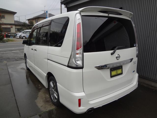 セレナ ライダー　純正ナビ　ＴＶ　バックカメラ　ＥＴＣ　スマートキー　両側パワースライドドア　純正１６インチＡＷ　後席モニター（6枚目）