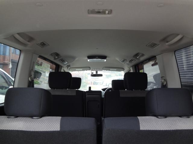 セレナ ライダー　純正ナビ　ＴＶ　バックカメラ　ＥＴＣ　スマートキー　両側パワースライドドア　純正１６インチＡＷ　後席モニター（15枚目）