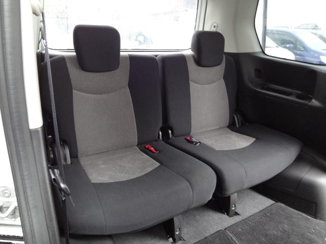 セレナ ライダー　純正ナビ　ＴＶ　バックカメラ　ＥＴＣ　スマートキー　両側パワースライドドア　純正１６インチＡＷ　後席モニター（16枚目）