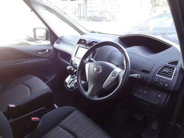 セレナ ハイウェイスター S-ハイブリッド 純正ナビ TV アラウンドビューモニターミラー スマートキー ETC 純正15インチAW 両側スライドドア 8人乗り(19枚目)