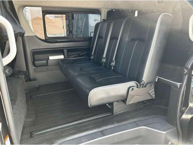 ハイエースワゴン 後期　プッシュスタート　ベットキット付　電動スライドドア（8枚目）