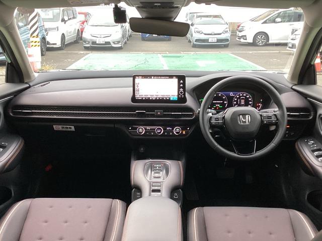 ZR-V e:HEVX 禁煙車 当社試乗車 コネクテッドディスプレー Rカメラ フルセグTV Bluetooth USB シートヒーター 電動テールゲート  緊急通報システム バックモニター ブレーキサポート 前後センサー(2枚目)