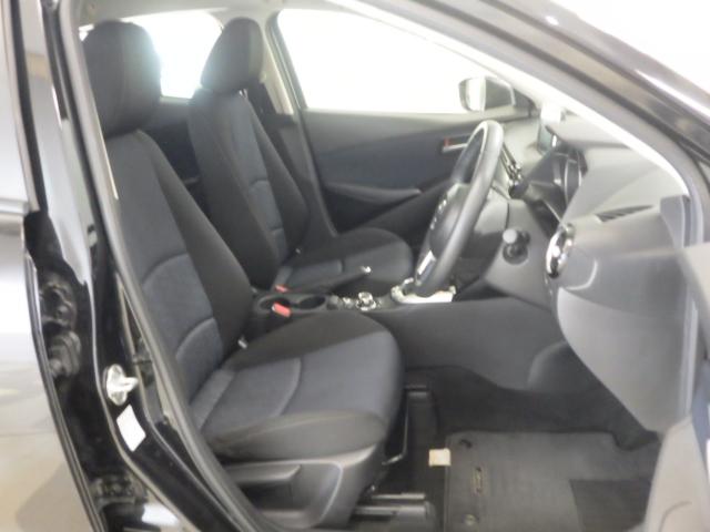 デミオ 13SLパッケージ 禁煙車 純正ナビ フルセグTV CD/DVD再生 Bluetooth接続 USB×2 AUX LEDライト SPORTSモード切替 キーレスエントリー WSRS エアコン スマートブレーキ ESC(16枚目)