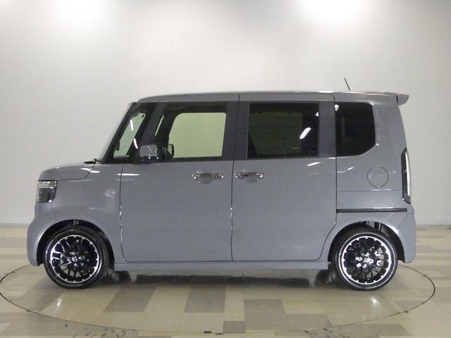 N-BOXカスタム ターボコーディネートスタイル 当社試乗車 禁煙車 純正8インチナビ USB接続 iPod対応 Bluetooth接続 フルセグTV LEDライト ETC2.0 両側電動ドア Rカメラ クルコン スマートキ- パワーステアリング(19枚目)