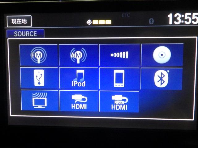 オデッセイハイブリッド ハイブリッドアブソルート・EXホンダセンシング 禁煙車 FOPナビ 後席モニター マルチビューカメラ パーキングアシスト フルセグTV CD/DVD再生 USB接続 HDMI Bluetooth接続 iPod LEDライト ETC 衝突被害軽減S(5枚目)