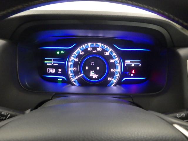 オデッセイハイブリッド ハイブリッドアブソルート・EXホンダセンシング 禁煙車 FOPナビ 後席モニター マルチビューカメラ パーキングアシスト フルセグTV CD/DVD再生 USB接続 HDMI Bluetooth接続 iPod LEDライト ETC 衝突被害軽減S(7枚目)