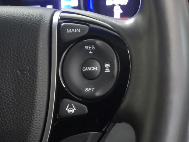 オデッセイハイブリッド ハイブリッドアブソルート・EXホンダセンシング 禁煙車 FOPナビ 後席モニター マルチビューカメラ パーキングアシスト フルセグTV CD/DVD再生 USB接続 HDMI Bluetooth接続 iPod LEDライト ETC 衝突被害軽減S(9枚目)