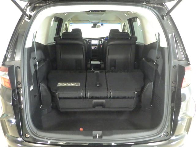 オデッセイハイブリッド ハイブリッドアブソルート・EXホンダセンシング 禁煙車 FOPナビ 後席モニター マルチビューカメラ パーキングアシスト フルセグTV CD/DVD再生 USB接続 HDMI Bluetooth接続 iPod LEDライト ETC 衝突被害軽減S(18枚目)