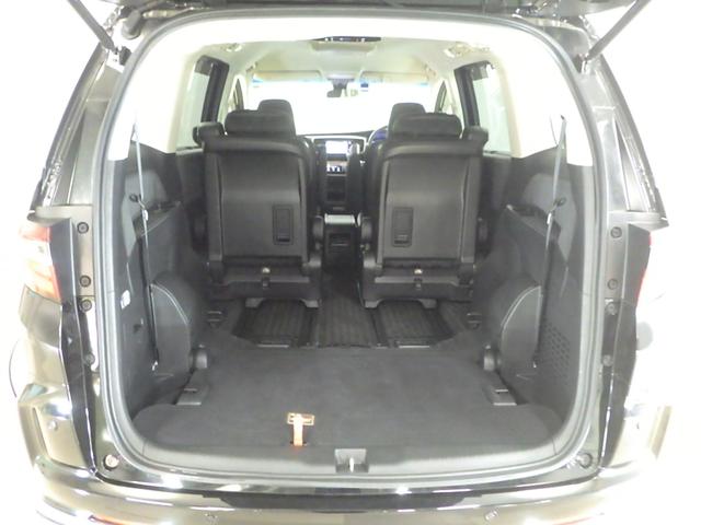 オデッセイハイブリッド ハイブリッドアブソルート・EXホンダセンシング 禁煙車 FOPナビ 後席モニター マルチビューカメラ パーキングアシスト フルセグTV CD/DVD再生 USB接続 HDMI Bluetooth接続 iPod LEDライト ETC 衝突被害軽減S(19枚目)