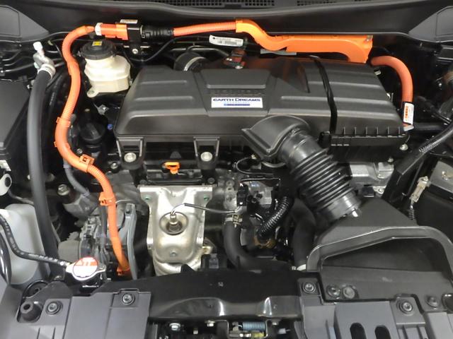 オデッセイハイブリッド ハイブリッドアブソルート・EXホンダセンシング 禁煙車 FOPナビ 後席モニター マルチビューカメラ パーキングアシスト フルセグTV CD/DVD再生 USB接続 HDMI Bluetooth接続 iPod LEDライト ETC 衝突被害軽減S(28枚目)