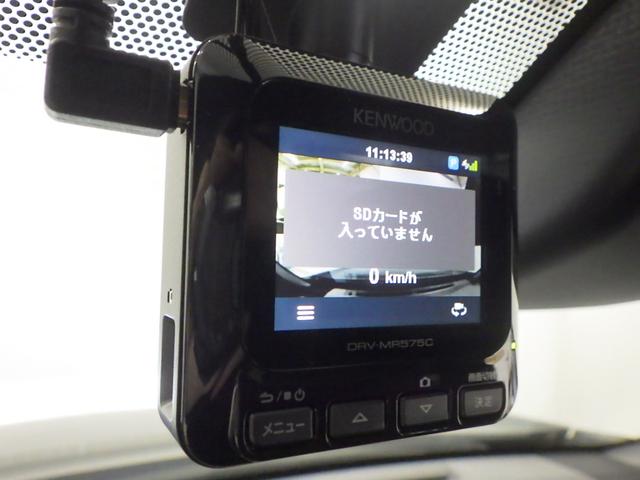 カローラクロス ハイブリッドＧ　禁煙車　８インチコネクトディスプレイオーディオ　ＵＳＢ接続　Ｂｌｕｅｔｏｏｔｈ接続　ＡＭ／ＦＭ　衝突被害軽減ブレーキ　クルコン　盗難防止システム　キーレス　ドライブレコーダー　バックモニター　ＬＥＤ（3枚目）