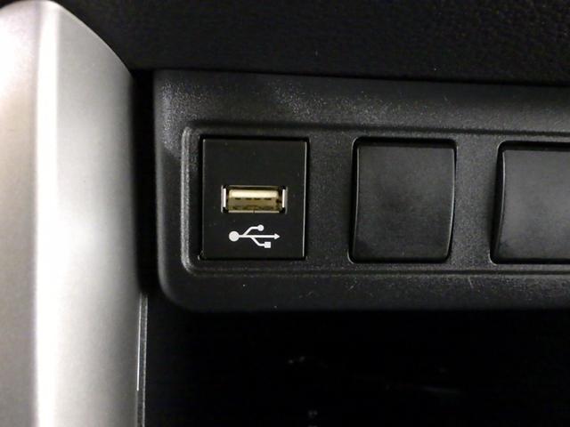 カローラクロス ハイブリッドＧ　禁煙車　８インチコネクトディスプレイオーディオ　ＵＳＢ接続　Ｂｌｕｅｔｏｏｔｈ接続　ＡＭ／ＦＭ　衝突被害軽減ブレーキ　クルコン　盗難防止システム　キーレス　ドライブレコーダー　バックモニター　ＬＥＤ（10枚目）