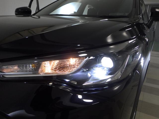 カローラクロス ハイブリッドＧ　禁煙車　８インチコネクトディスプレイオーディオ　ＵＳＢ接続　Ｂｌｕｅｔｏｏｔｈ接続　ＡＭ／ＦＭ　衝突被害軽減ブレーキ　クルコン　盗難防止システム　キーレス　ドライブレコーダー　バックモニター　ＬＥＤ（18枚目）