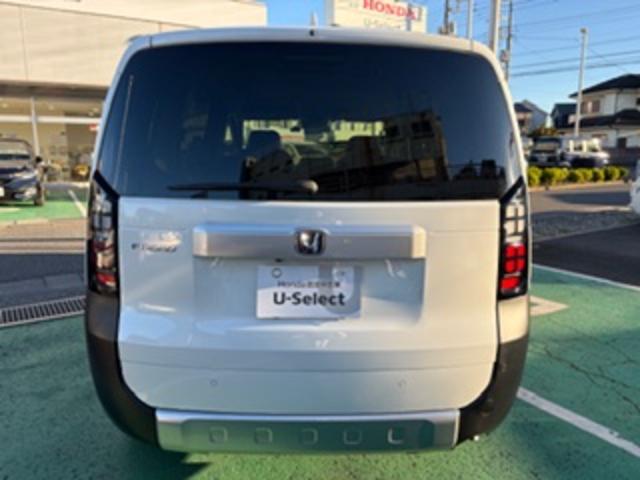 フリード クロスター 禁煙車 9インチナビ フルセグTV USB接続 Bluetooth接続 AppleCarPlay AndroidAuto フロントドラレコ LEDライト ETC ECONモード 地デジフルセグ ESC(4枚目)