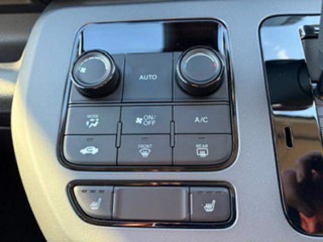 フリード クロスター 禁煙車 9インチナビ フルセグTV USB接続 Bluetooth接続 AppleCarPlay AndroidAuto フロントドラレコ LEDライト ETC ECONモード 地デジフルセグ ESC(9枚目)