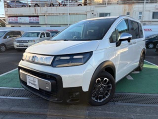 フリード クロスター 禁煙車 9インチナビ フルセグTV USB接続 Bluetooth接続 AppleCarPlay AndroidAuto フロントドラレコ LEDライト ETC ECONモード 地デジフルセグ ESC(27枚目)