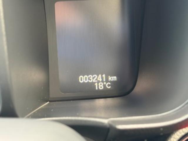 Ｎ－ＯＮＥ プレミアムツアラー　禁煙車　当社デモカー　８インチナビ　ＵＳＢ接続　Ｂｌｕｅｔｏｏｔｈ接続　フルセグＴＶ　ＬＥＤライト　ＥＴＣ　Ｐセンサー　ターボエンジン　カーテンエアバック　ＬＥＤランプ　クルコン　前席シートヒーター（9枚目）