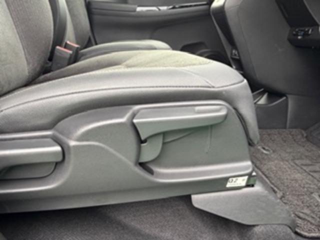 Ｎ－ＯＮＥ プレミアムツアラー　禁煙車　当社デモカー　８インチナビ　ＵＳＢ接続　Ｂｌｕｅｔｏｏｔｈ接続　フルセグＴＶ　ＬＥＤライト　ＥＴＣ　Ｐセンサー　ターボエンジン　カーテンエアバック　ＬＥＤランプ　クルコン　前席シートヒーター（18枚目）