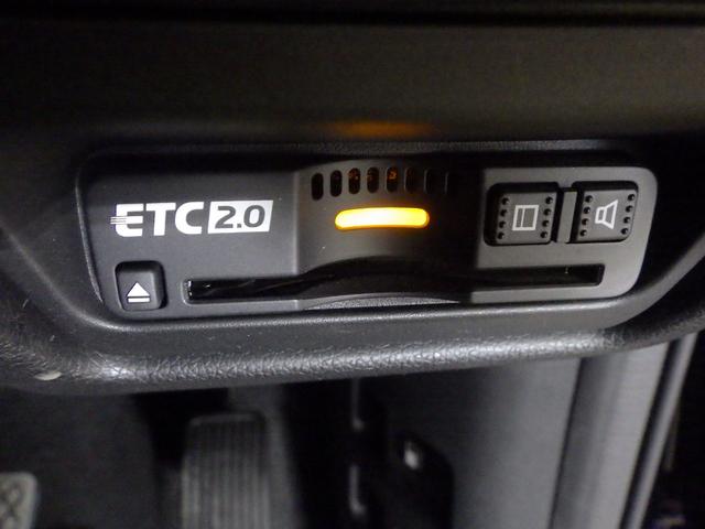 ステップワゴンスパーダ スパーダホンダセンシング 禁煙車 9インチナビ タイヤ新品交換 Bluetooth接続 ミュージックラック SD フルセグTV Rカメラ LEDライト ETC2.0 盗難防止 助手席エアバッグ ワンオーナ- Wパワスラ 地デジ(4枚目)