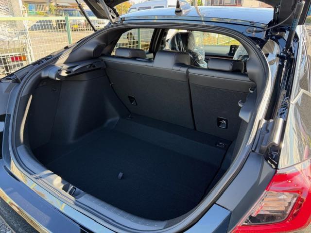 シビック RS 当社デモカー 禁煙車 コネクテッドディスプレー Googleマップ USB接続 Bluetooth接続 AppleCarPlay AndroidAuto フルセグTV フロントドラレコ LEDヘッド(13枚目)