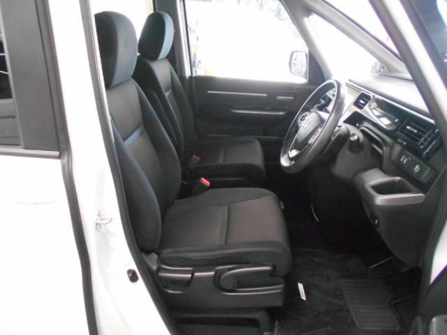 ステップワゴンスパーダ スパーダホンダセンシング 禁煙車 9インチナビ USB接続 Bluetooth接続 ミュージックラック SD CD/DVD再生 フルセグTV HDMI iPod 盗難防止 助手席エアバッグ ワンオーナ- Wパワスラ 地デジ(15枚目)