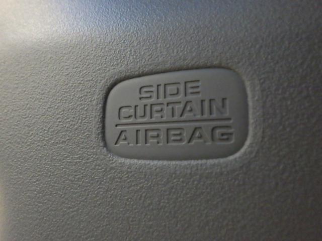 車両側面からの安全性も高めてくれる、安心装備のサイドカーテンエアバックシステムです◎