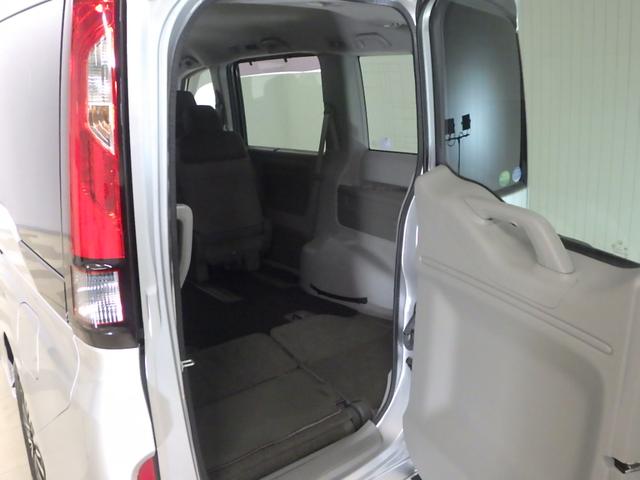 狭いスペースでも荷物をサッと詰め込めます☆全部開けば大開口で大きな荷物も楽々積載☆ヨコにもタテにも開くわくわくゲートです☆