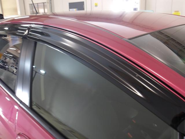 フィット １３Ｇ・Ｓホンダセンシング　純正７インチナビ　バックカメラ　ＣＤ／ＤＶＤ再生　フルセグＴＶ　ＵＢＳ接続　Ｂｌｕｅｔｏｏｔｈ接続　ｉＰｏｄ　前後ドラレコ　アームレストコンソール　ＬＥＤライト　ＥＴＣ　ワンオーナー車　リヤカメラ（17枚目）