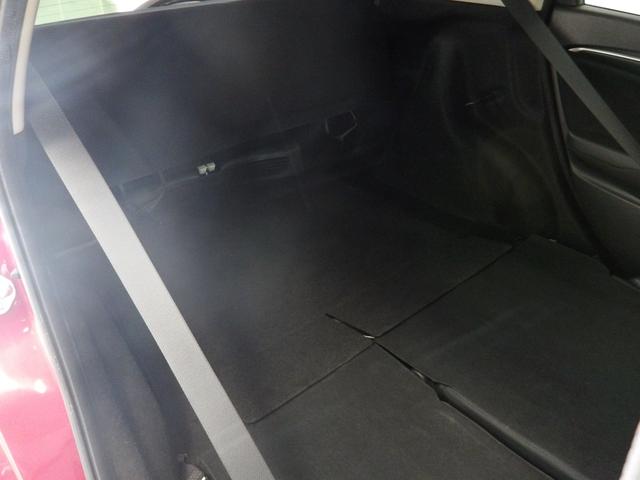 フィット １３Ｇ・Ｓホンダセンシング　純正７インチナビ　バックカメラ　ＣＤ／ＤＶＤ再生　フルセグＴＶ　ＵＢＳ接続　Ｂｌｕｅｔｏｏｔｈ接続　ｉＰｏｄ　前後ドラレコ　アームレストコンソール　ＬＥＤライト　ＥＴＣ　ワンオーナー車　リヤカメラ（24枚目）