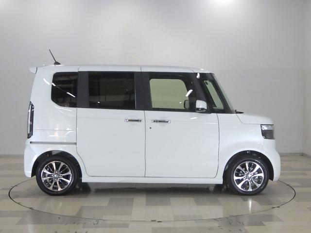 Ｎ－ＢＯＸカスタム ベースグレード　禁煙車　当社デモカー　９インチコネクトナビ　フルセグＴＶ　前後ドラレコ　ＣＤ／ＤＶＤ再生　ＵＢＳ接続　Ｂｌｕｅｔｏｏｔｈ接続　ミュージックラック　ｉＰｏｄ接続　ＵＳＢ接続　ＣＭＢＳ　Ｄレコ　１オーナー（26枚目）
