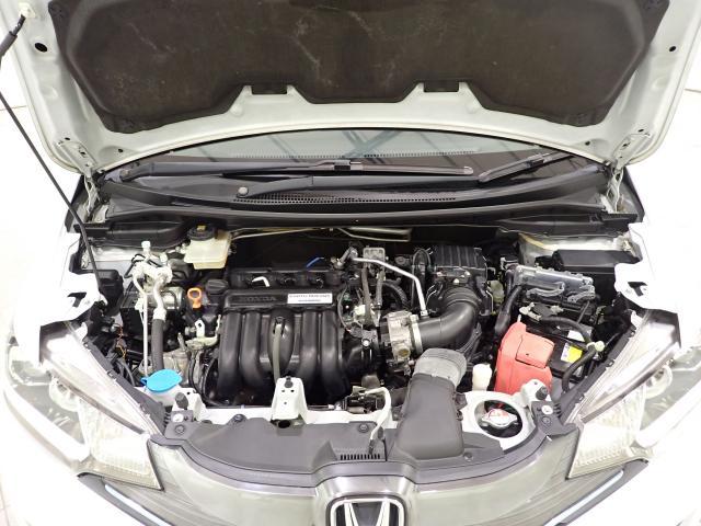 フィットハイブリッド Ｌパッケージ　１オーナ　禁煙　サイドエアバック　ＤＶＤ再生　ＬＥＤ　ＥＣＯＮ　バックカメラ　オートクルーズコントロール　ＥＴＣ　ＥＳＣ　ＡＵＴＯエアコン　ＡＢＳ　運転席助手席エアバッグ　キーフリー（46枚目）