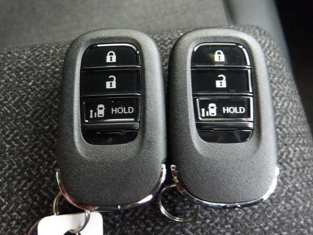 N-BOXカスタム コーディネートスタイル 当社デモカー 禁煙車 8インチコネクトナビ フルセグTV バックカメラ 前後ドラレコ USB接続 Bluetooth オートクルーズ ワンオーナー フルセグ対応 シートヒータ LED ESC ETC(31枚目)