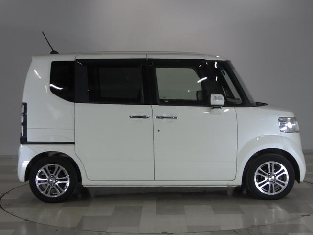 Ｎ－ＢＯＸ ＧＳＳパッケージ　７インチナビ　フルセグＴＶ　ＣＤ／ＤＶＤ再生　Ｂｌｕｅｔｏｏｔｈ　ミュージックラック　衝突軽減ブレーキ　Ｗ電動ドア　Ｉストップ　ダブルエアバック　ＴＶナビ　点検記録簿　イモビ　地デジ　１オーナー車（25枚目）