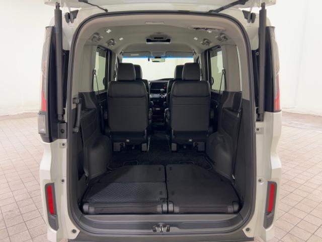 ステップワゴンスパーダ スパーダ・クールスピリットホンダセンシング　サイドエアバック　スマートキ　左右電動スライドドア　バックモニタ　Ｗエアコン　地ＴＶ　ナビ＆ＴＶ　三列シート　ＵＳＢ　助手席エアバッグ　ドライブレコーダ（20枚目）