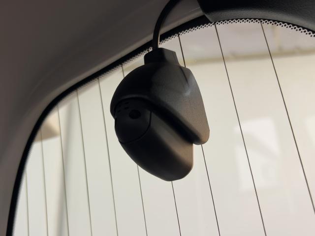 ステップワゴンスパーダ スパーダ・クールスピリットホンダセンシング　サイドエアバック　スマートキ　左右電動スライドドア　バックモニタ　Ｗエアコン　地ＴＶ　ナビ＆ＴＶ　三列シート　ＵＳＢ　助手席エアバッグ　ドライブレコーダ（30枚目）