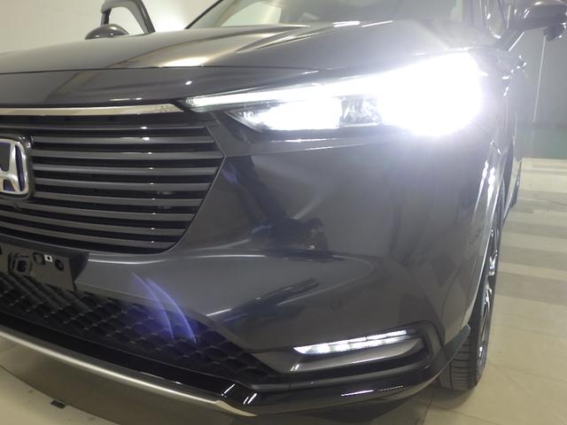 ヴェゼル ｅ：ＨＥＶＺ　禁煙車　タイヤ４本交換済み　Ｈｏｎｄａコネクテッドディスプレー　マルチビューカメラ　ナビ　社外前後ドラレコ　フルセグＴＶ　ＵＳＢ接続　Ｂｌｕｅｔｏｏｔｈ　ブラインドスポット　パワーテールゲート　１オナ（21枚目）