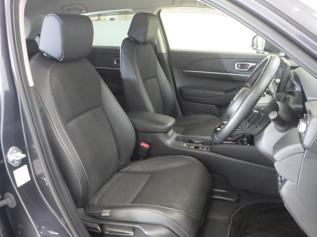 ヴェゼル ｅ：ＨＥＶＺ　禁煙車　タイヤ４本交換済み　Ｈｏｎｄａコネクテッドディスプレー　マルチビューカメラ　ナビ　社外前後ドラレコ　フルセグＴＶ　ＵＳＢ接続　Ｂｌｕｅｔｏｏｔｈ　ブラインドスポット　パワーテールゲート　１オナ（23枚目）